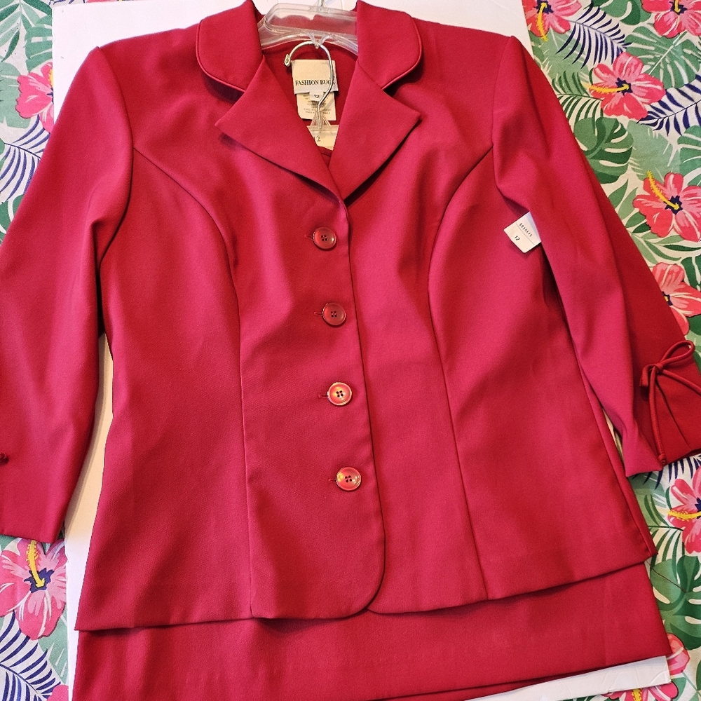 Red Women's Skirt/Jacket Set